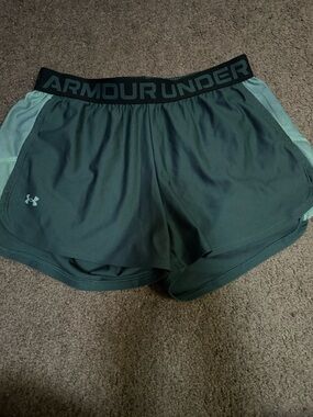 Under Armour Women's Teal Two-Tone Athletic Shorts
